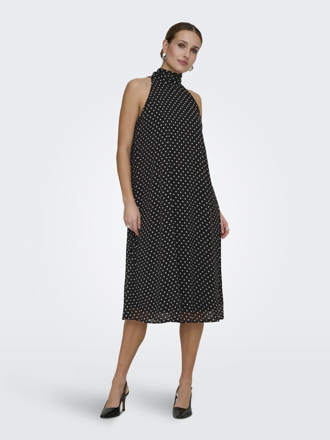 model_shot-front